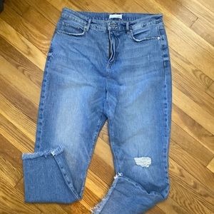 Loft jeans. 10 / 30. The Straight Crop.